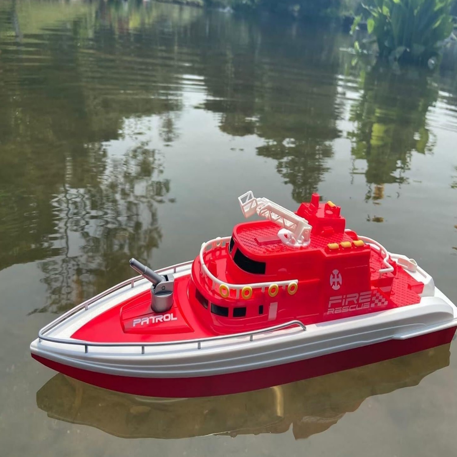 Bateau de Course RC de Luxe H160 - Télécommande 2.4GHz