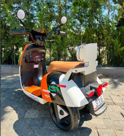 Moto Électrique Enfant "Progetto" - Style Vespa Rétro