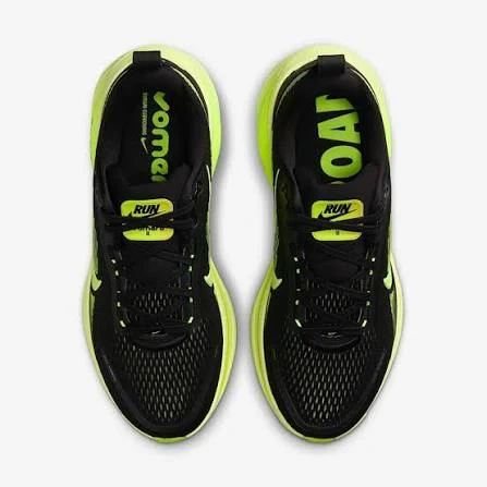 nike vomero 18