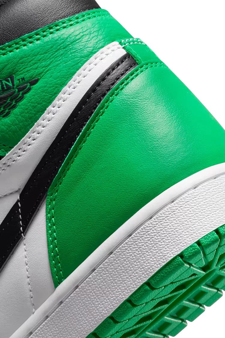 Air Jordan 1 High "Black and Lucky Green"