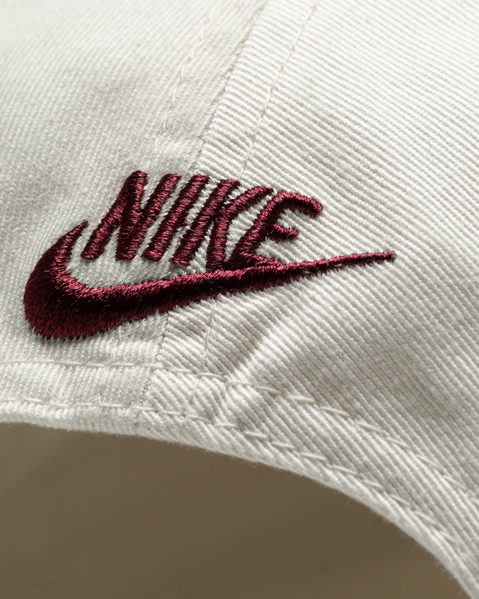 Nike SB Heritage86 Cap (phantom/burgundy crush)
